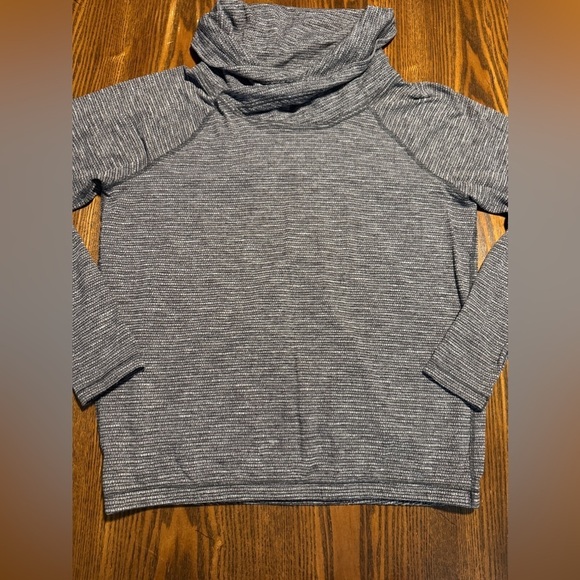 Lululemon Healthy Heart Coco Pique Pullover sweatshirt women’s 6 cowl neck - Picture 16 of 16